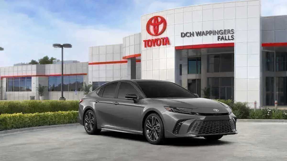 New 2026 Toyota Camry XSE w/ Premium Package AWD/4WD image 17