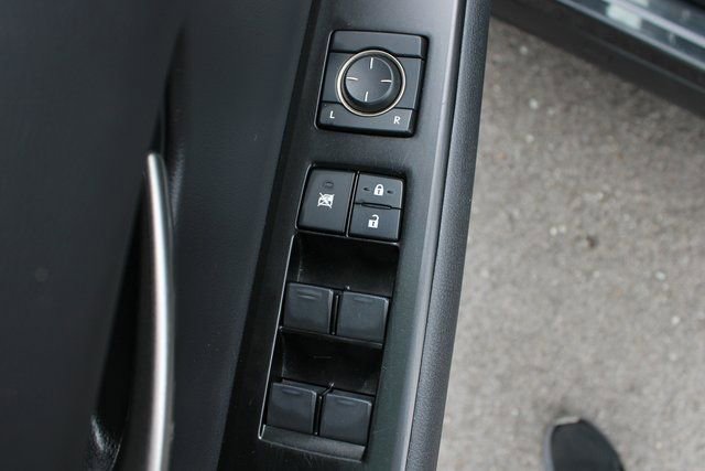 Used 2021 Lexus UX 200 w/ Accessory Package (Z1) image 11