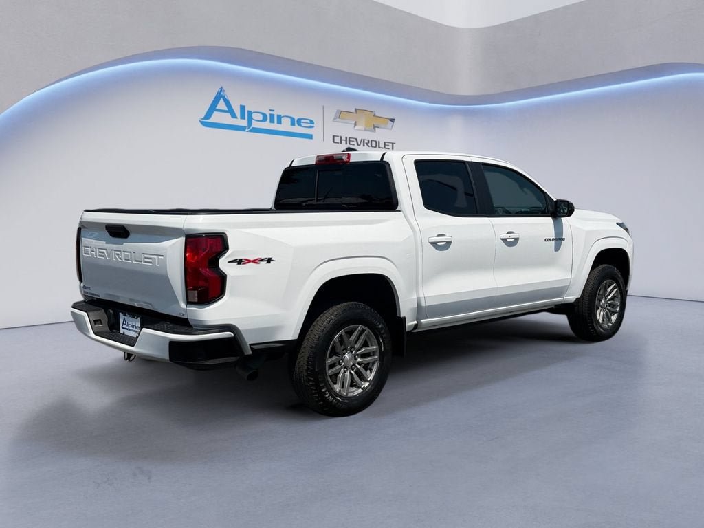 Used 2024 Chevrolet Colorado LT w/ LT Convenience Package AWD/4WD image 5