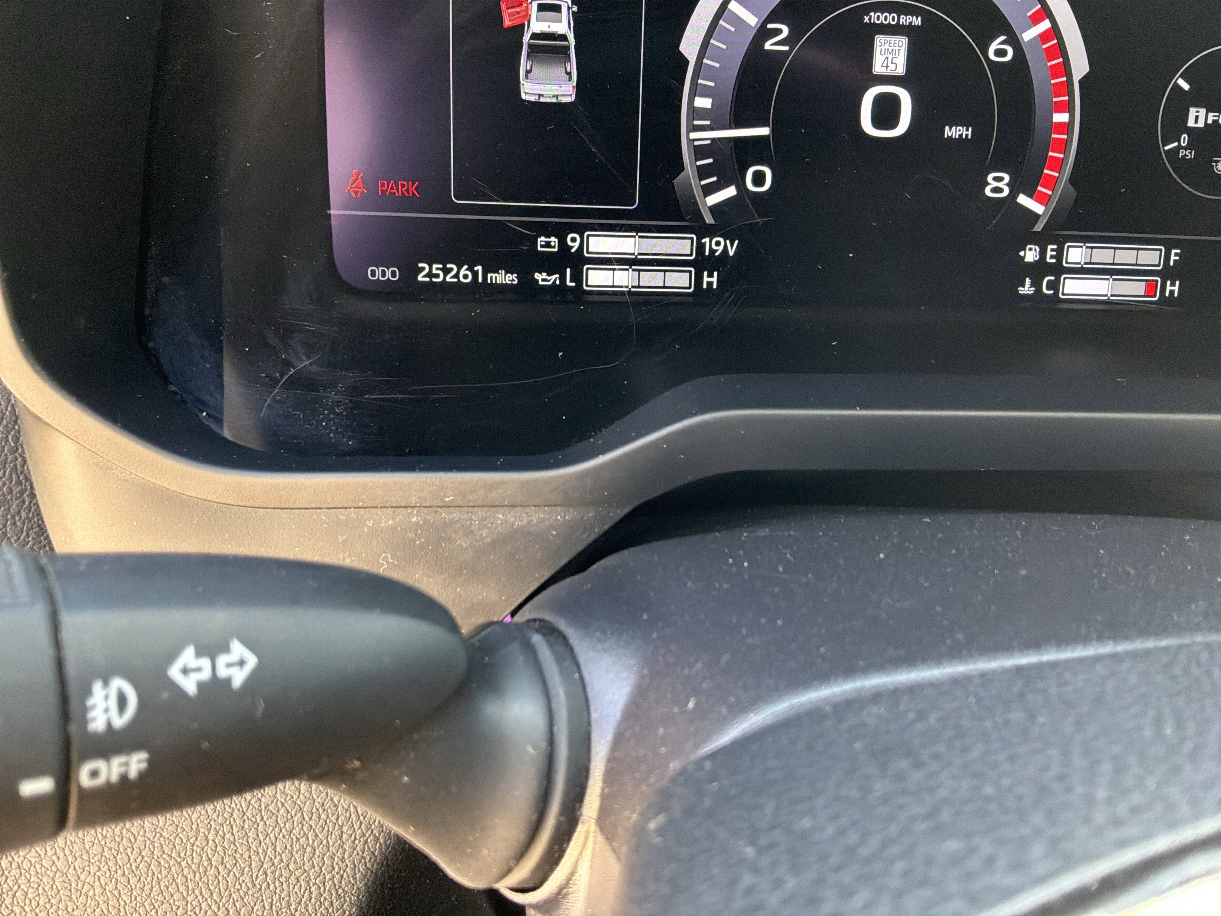 Used 2025 Toyota Tundra Limited AWD/4WD image 22