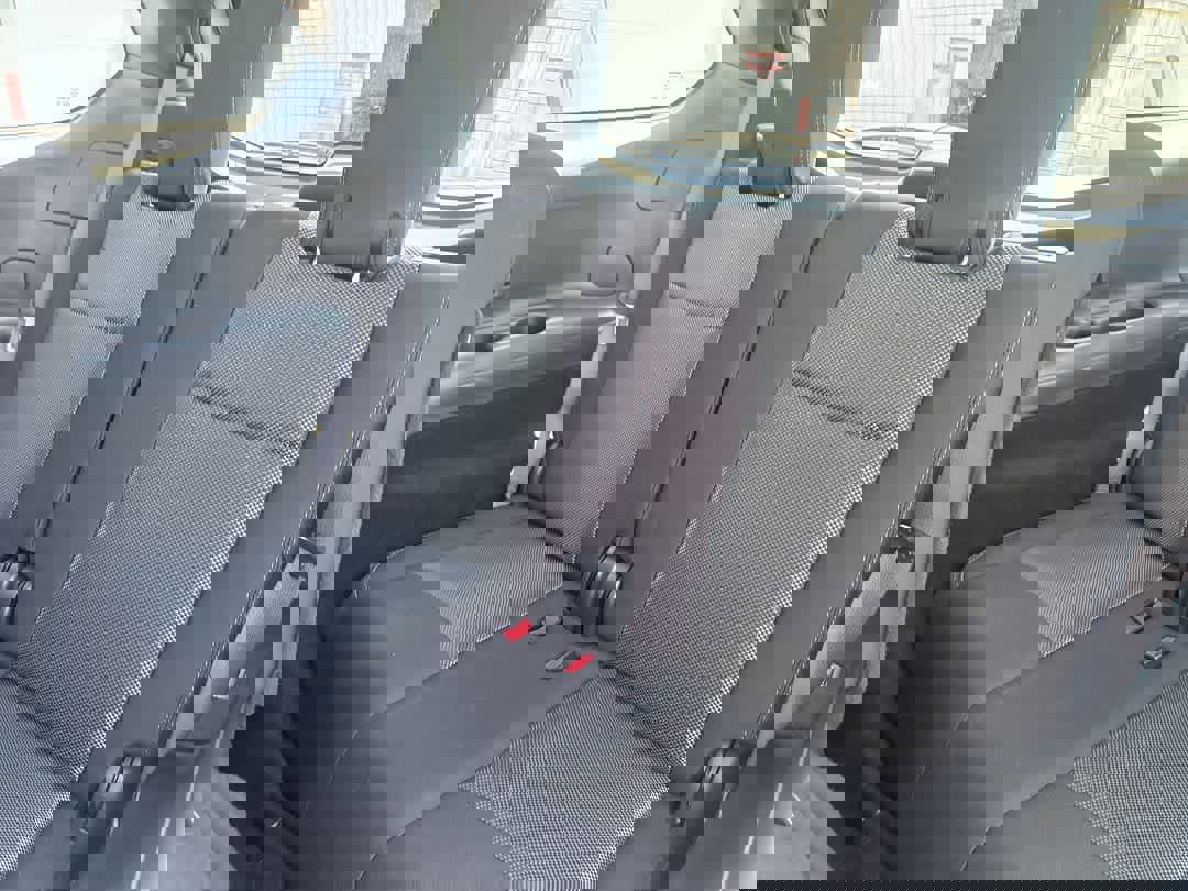 Used 2020 Nissan Pathfinder SV image 22