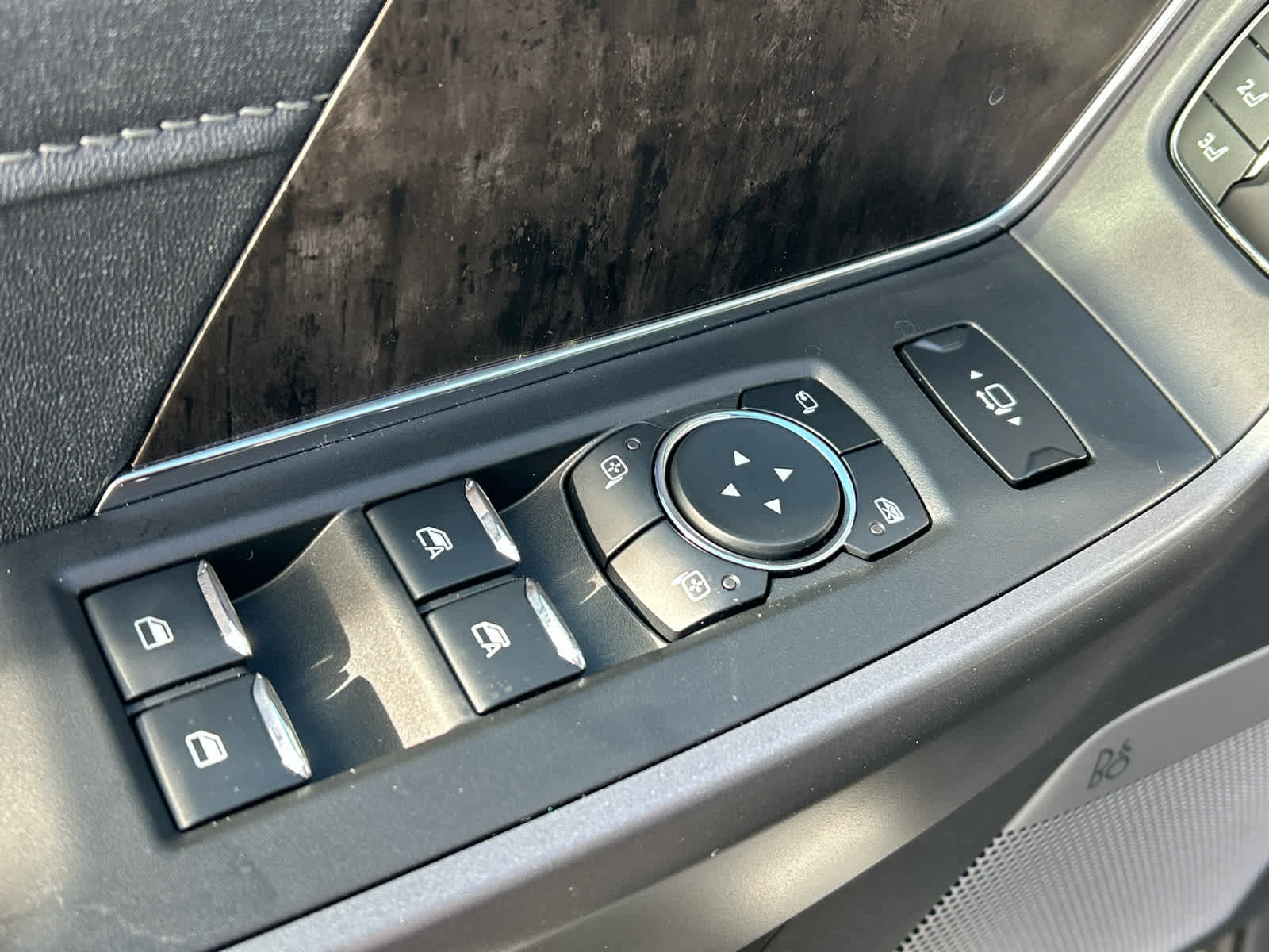 New 2026 Ford F250 Lariat w/ Black Appearance Package image 23