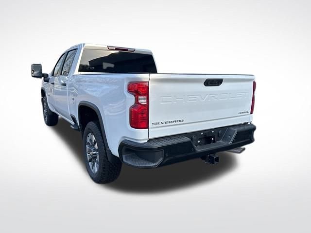 Used 2025 Chevrolet Silverado 2500 Custom w/ Custom Value Package image 3