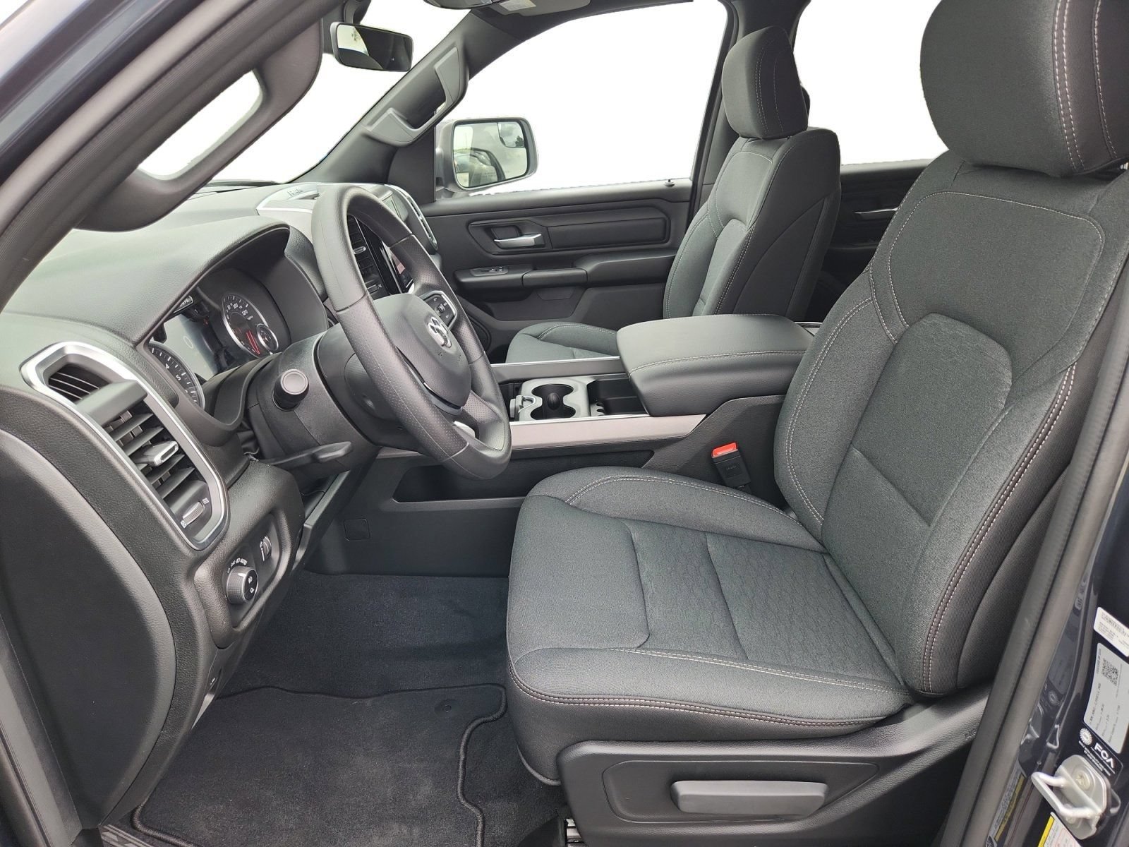 New 2026 RAM 1500 Express AWD/4WD image 12