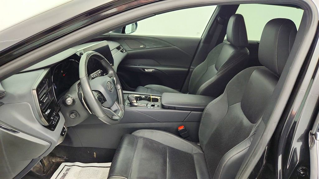 Used 2023 Lexus RX 350 AWD w/ Accessory Package image 17