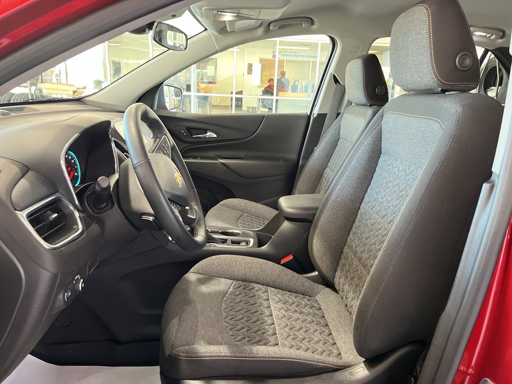 Used 2024 Chevrolet Equinox LT image 13