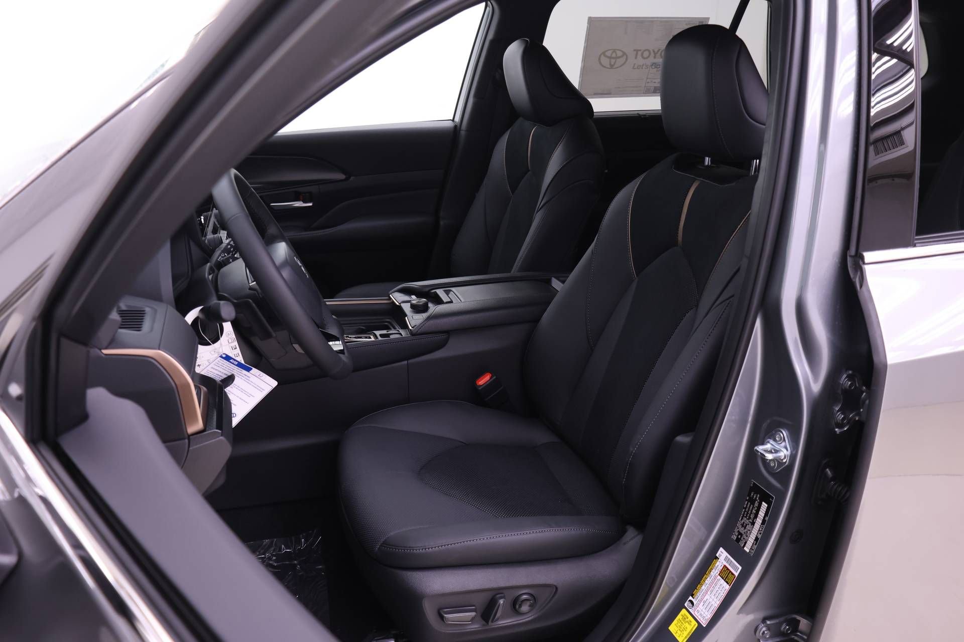 New 2026 Toyota Grand Highlander AWD Hybrid image 4