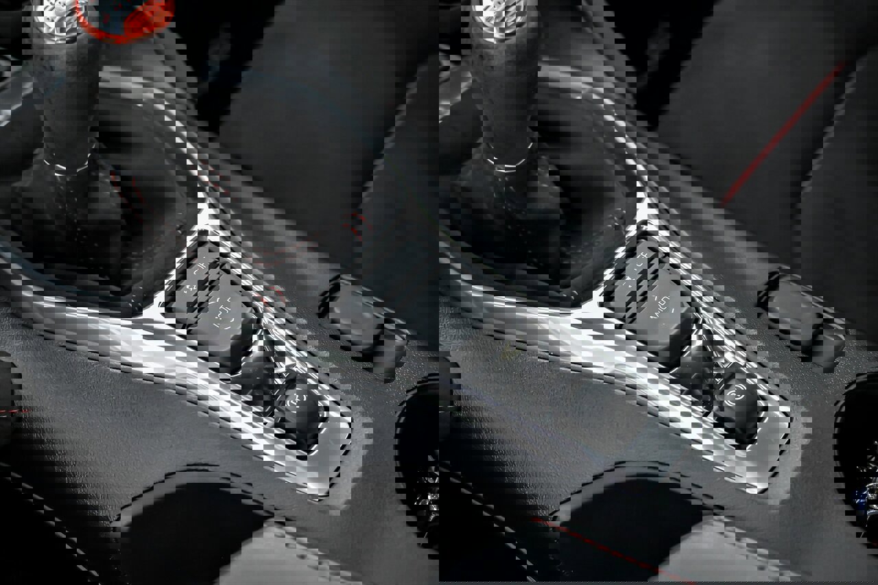 Used 2018 Chevrolet Camaro ZL1 image 39