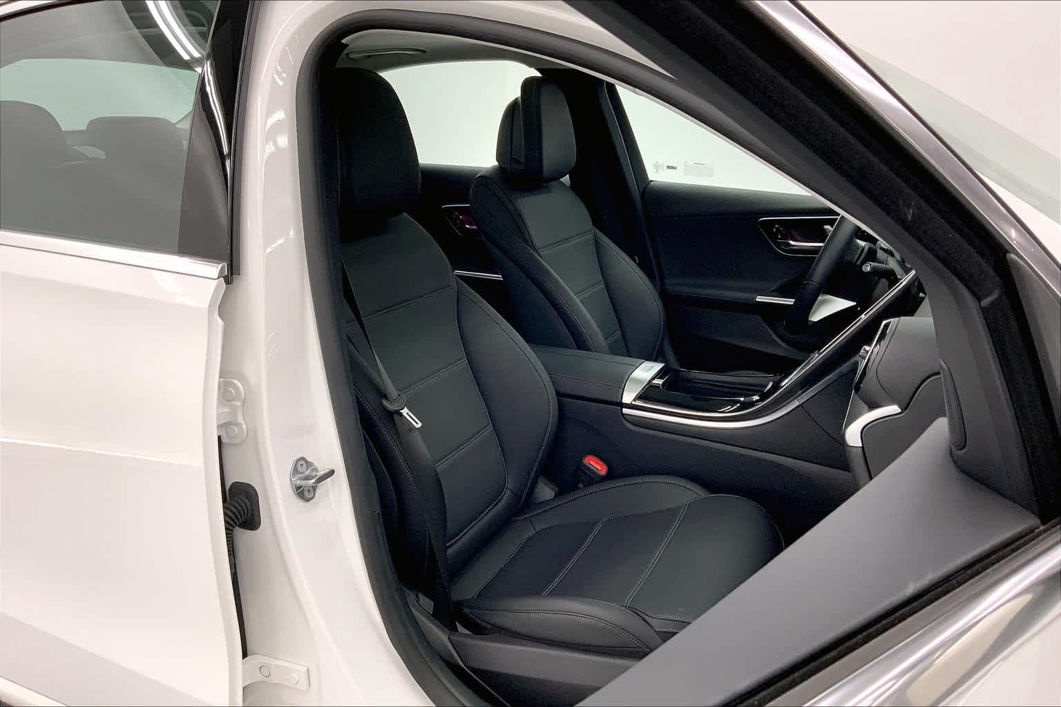 Certified 2023 Mercedes-Benz C 300 Sedan image 7