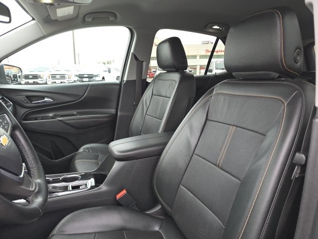 Used 2023 Chevrolet Equinox Premier AWD/4WD image 13