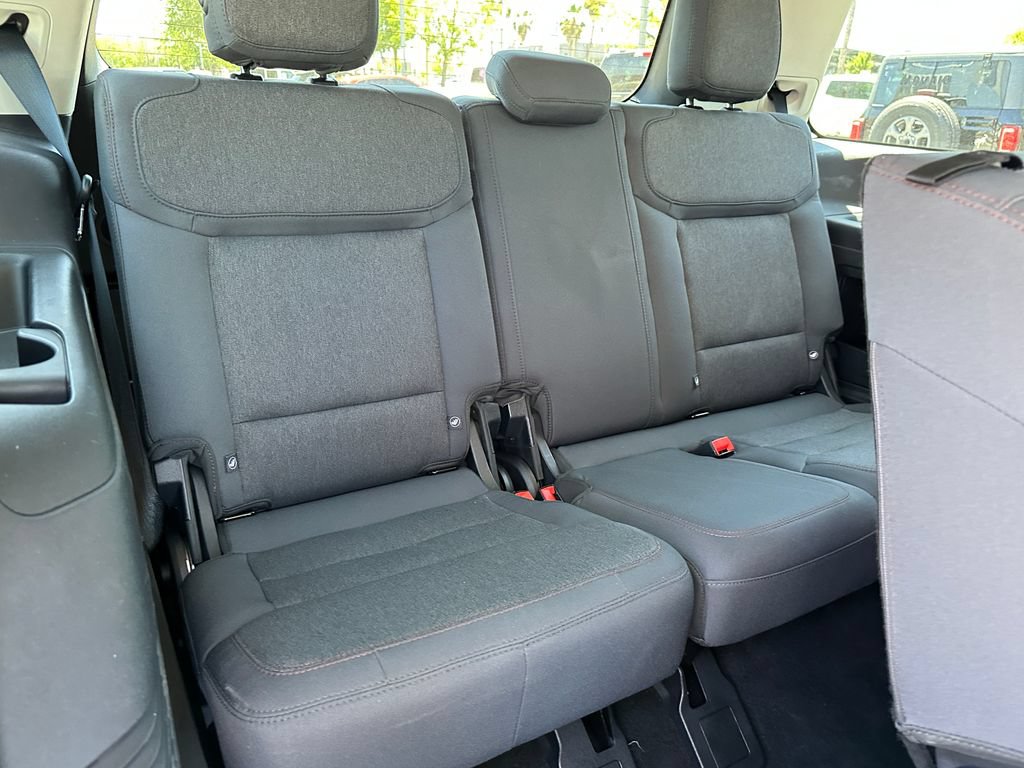 Used 2025 Ford Expedition Active RWD image 20