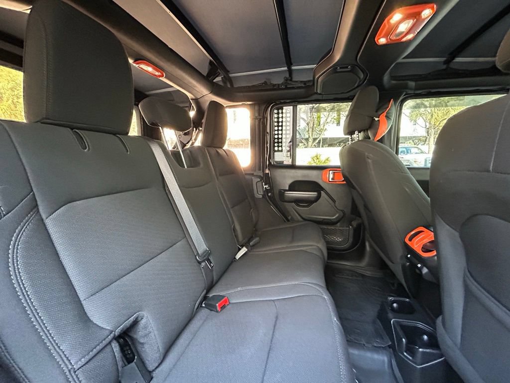 Used 2022 Jeep Wrangler Unlimited Sport AWD/4WD image 37