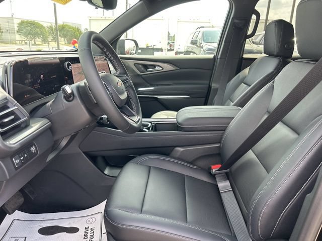 New 2026 Chevrolet Traverse LT w/ Sun and Wheel Package FWD image 15