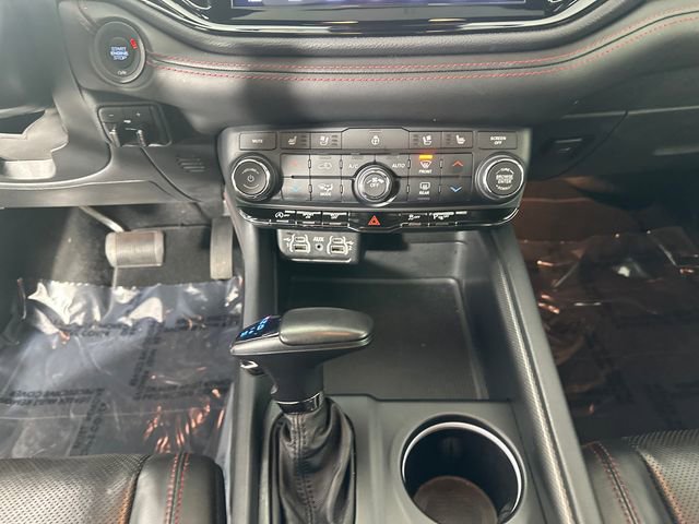 Certified 2024 Dodge Durango GT image 28