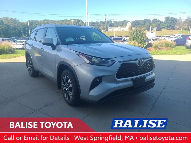 Used 2024 Toyota Highlander XLE