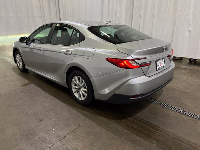 Certified 2025 Toyota Camry LE AWD/4WD image 7