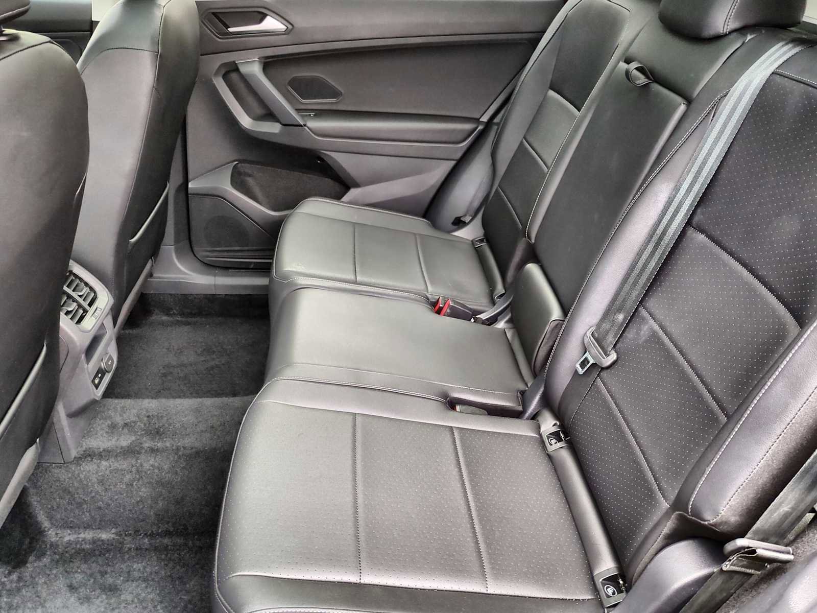 Used 2019 Volkswagen Tiguan SEL image 20