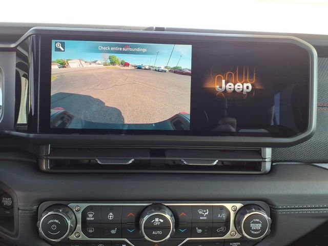 New 2026 Jeep Gladiator Rubicon w/ Steel Power Dome Hood Package AWD/4WD image 24