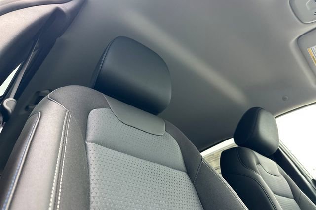 New 2026 Chevrolet Trax LT w/ Midnight Edition image 22