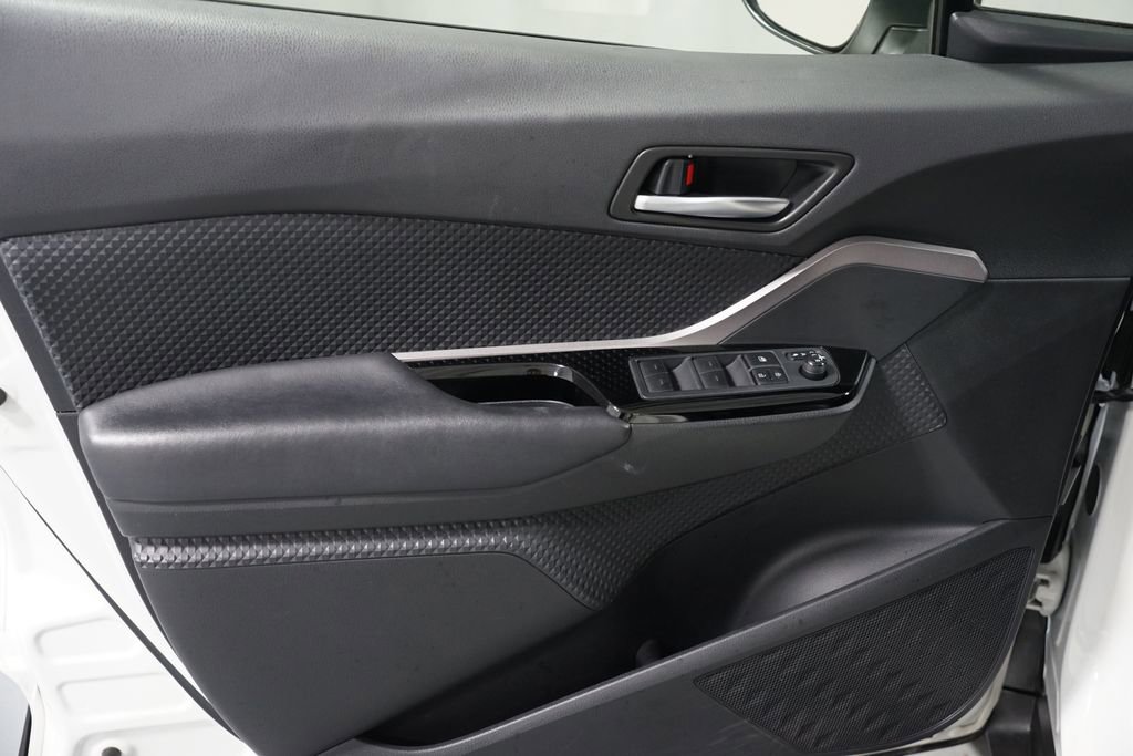 Used 2021 Toyota C-HR Nightshade image 28