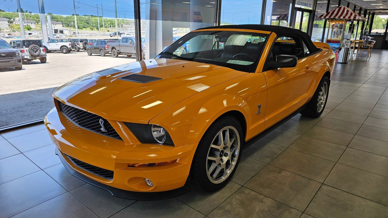 Used 2007 Ford Mustang Shelby GT500 RWD image 3