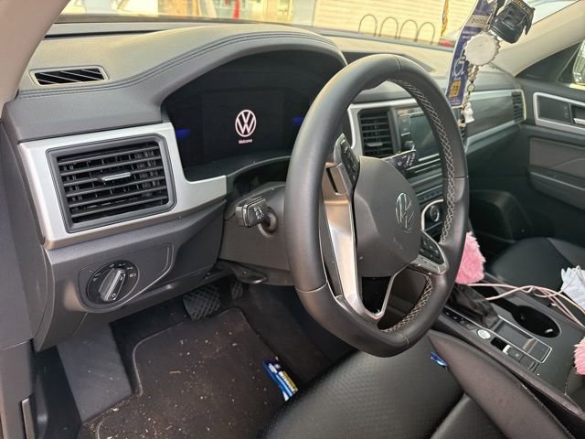 Certified 2023 Volkswagen Atlas SE image 16