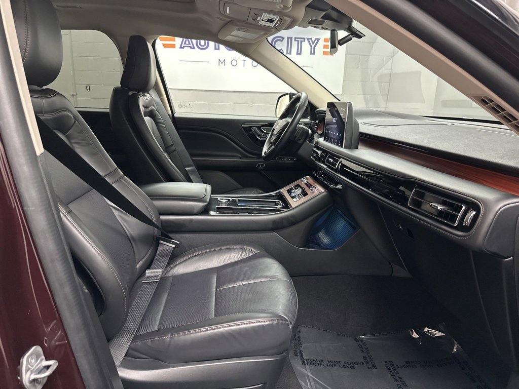 Used 2023 Lincoln Aviator Reserve w/ Equipment Group 201A image 22