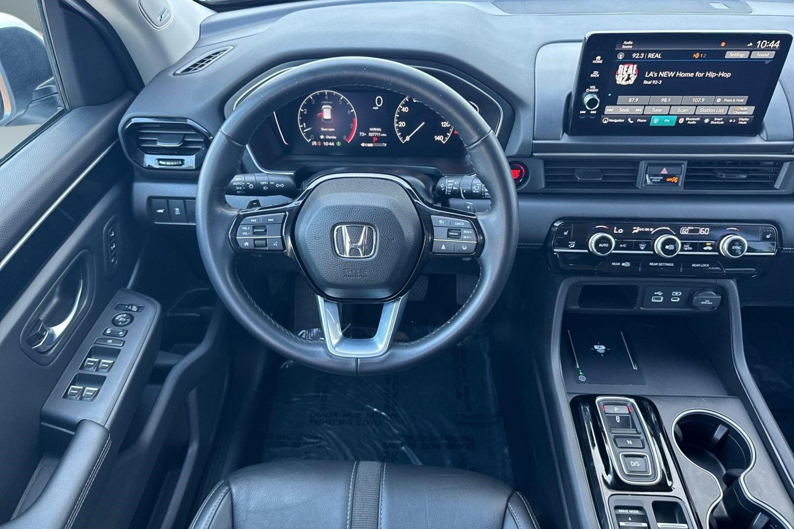 Certified 2025 Honda Pilot Touring image 29