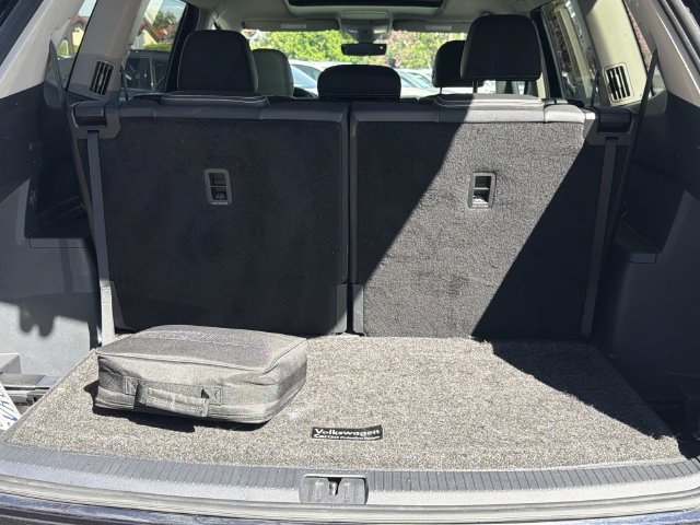 Certified 2023 Volkswagen Atlas SEL R-Line AWD/4WD image 5