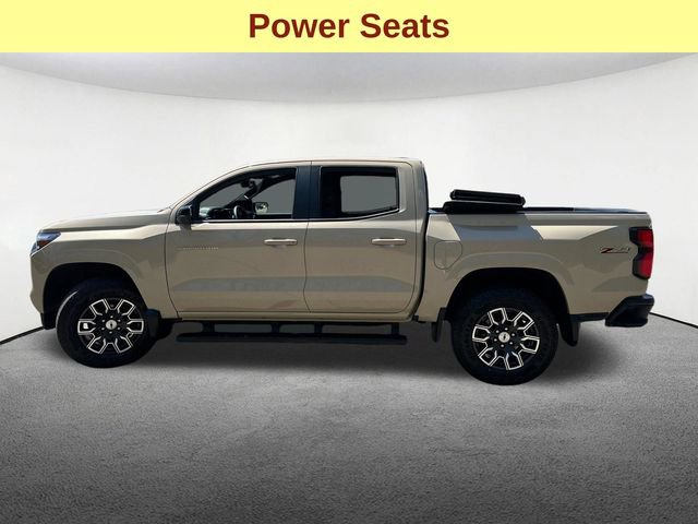 Used 2024 Chevrolet Colorado Z71 w/ Z71 Convenience Package 2 AWD/4WD image 6