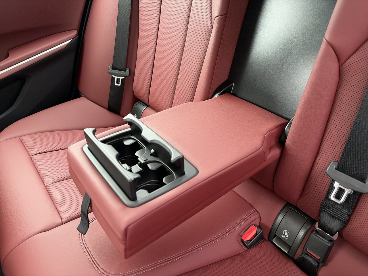 Certified 2026 BMW 330i Sedan RWD image 32