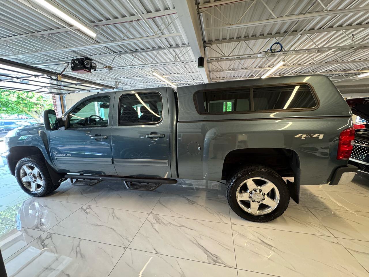 Used 2014 Chevrolet Silverado 2500 LTZ w/ LTZ Plus Package AWD/4WD image 8