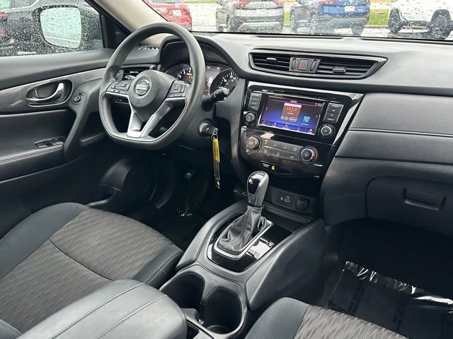 Used 2018 Nissan Rogue S image 32