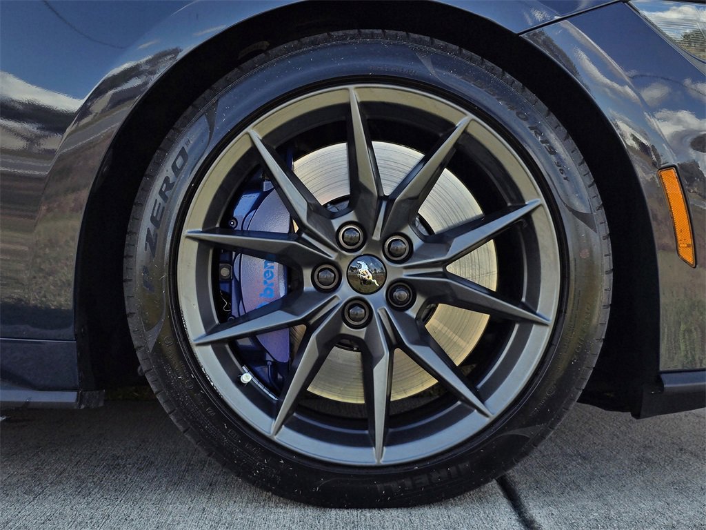 Used 2024 Ford Mustang Dark Horse image 11