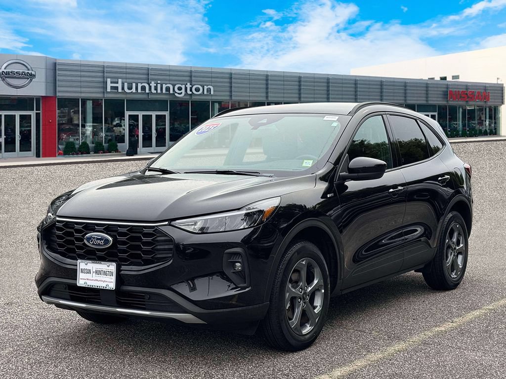 Used 2025 Ford Escape ST-Line Select AWD/4WD image 4