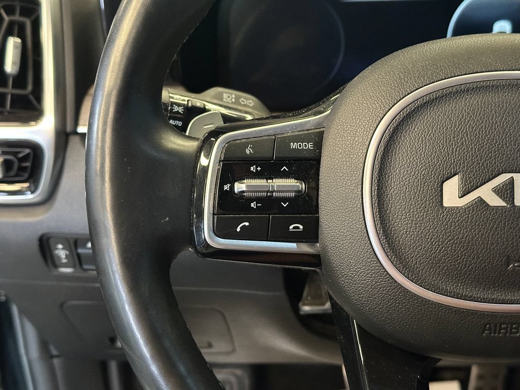 Used 2023 Kia Sorento SX Prestige AWD/4WD image 11