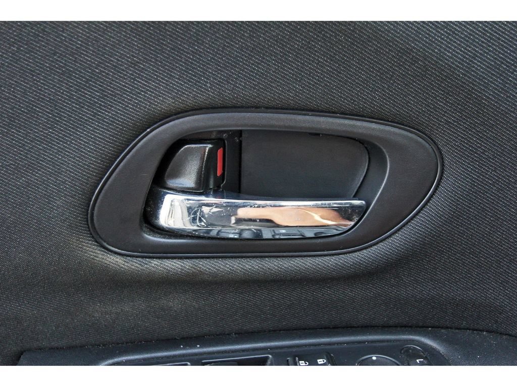 Used 2022 Honda HR-V LX image 22