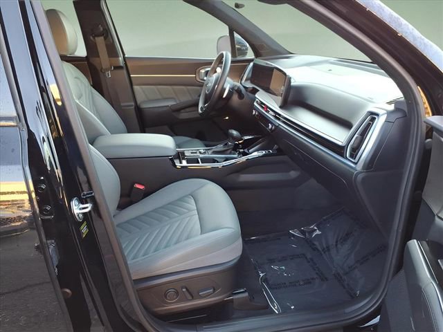 Used 2024 Kia Sorento SX Prestige w/ Sage Leather Package image 17