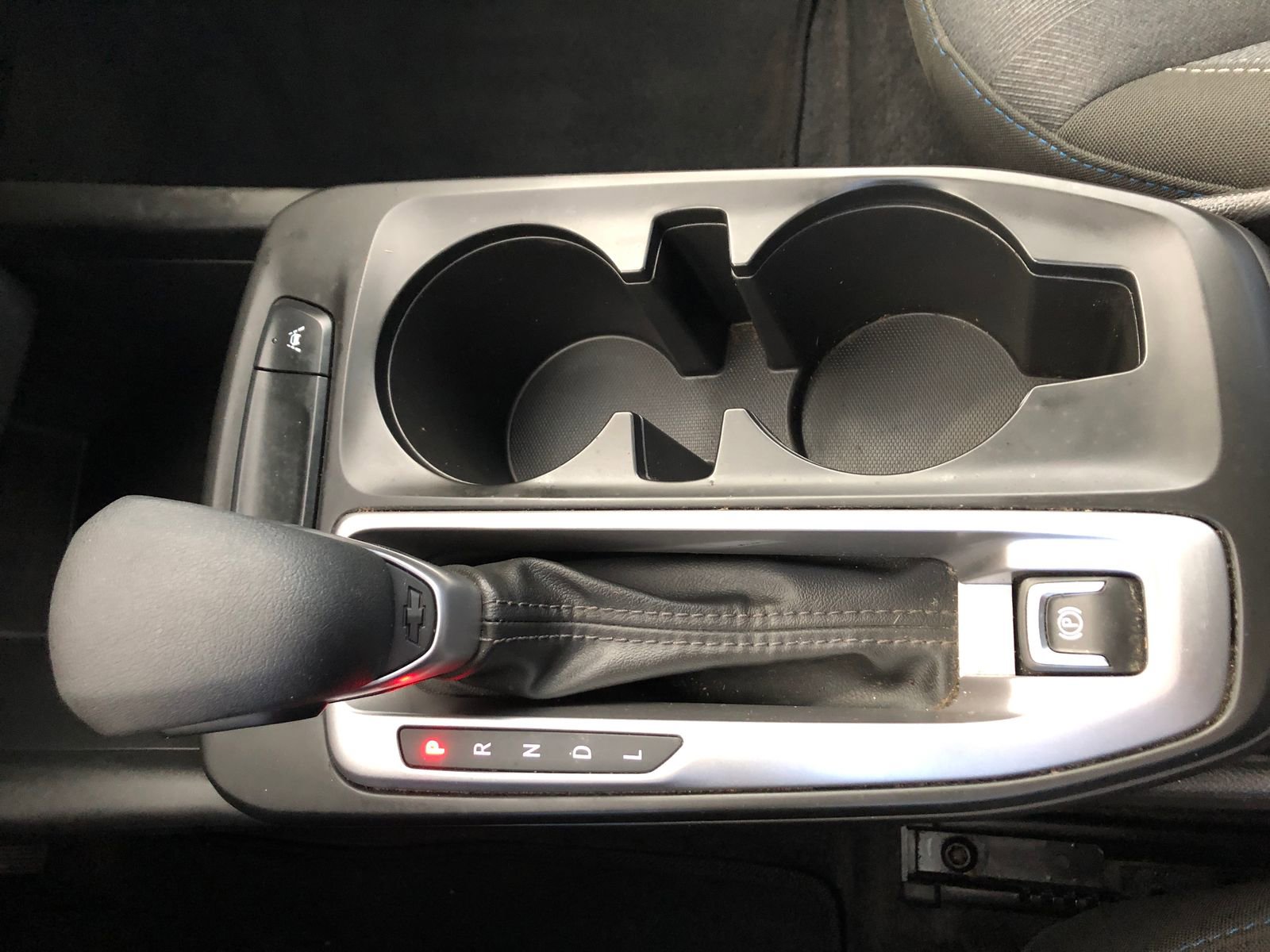 Used 2024 Chevrolet Trax LS w/ LS Convenience Package image 24