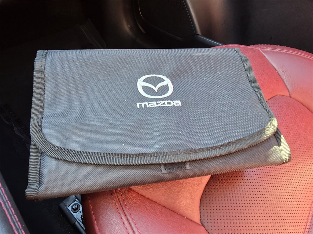 Used 2023 MAZDA CX-5 Carbon Edition image 24