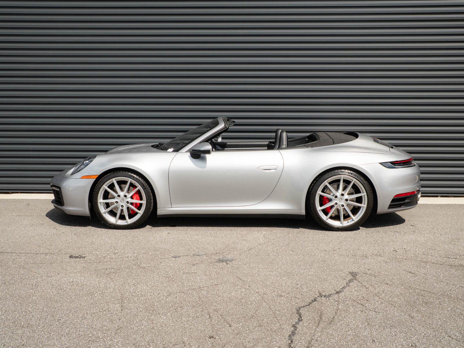 Certified 2020 Porsche 911 Carrera S RWD image 2