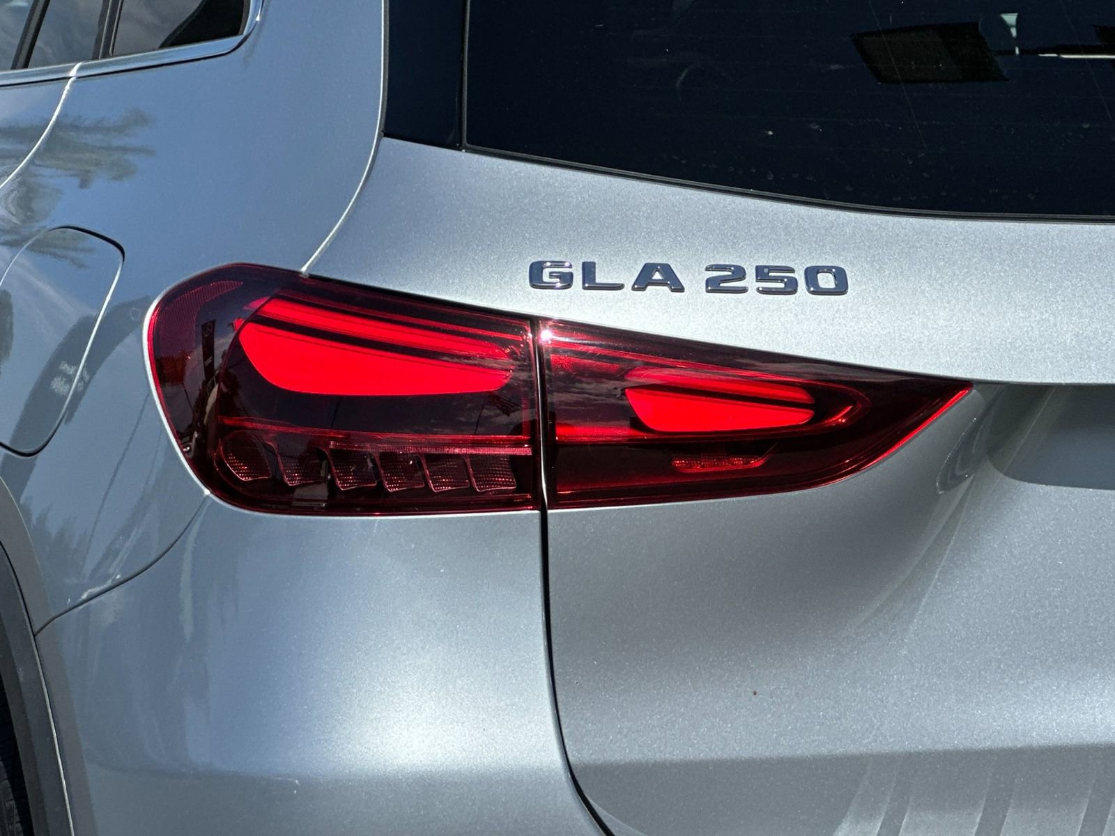 Certified 2026 Mercedes-Benz GLA 250 4MATIC image 32