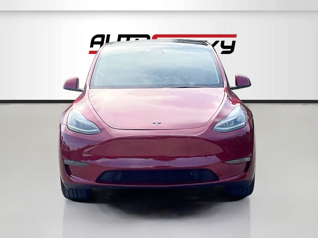 Used 2025 Tesla Model Y Long Range RWD image 2