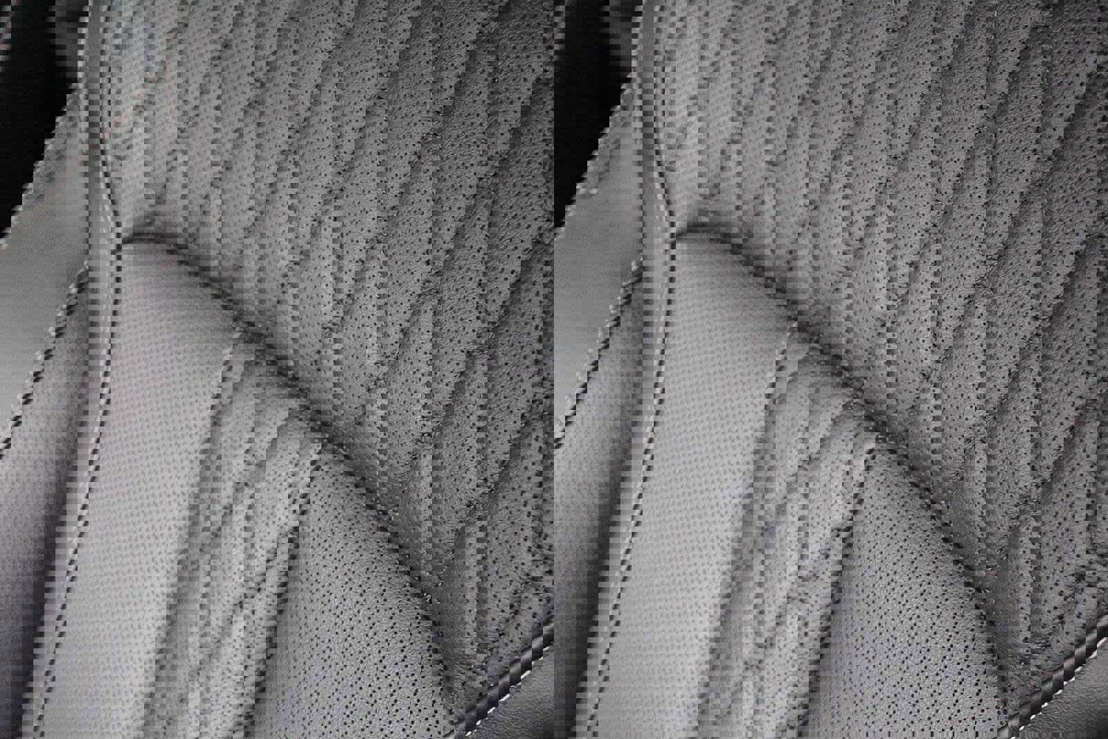 Used 2026 BMW X7 M60i image 24