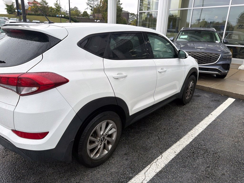 Used 2018 Hyundai Tucson SE w/ Cargo Package FWD image 5