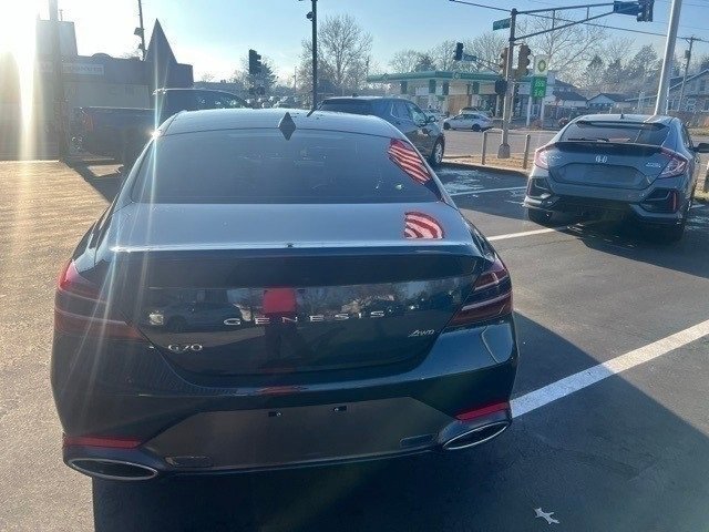 Used 2024 Genesis G70 2.5T image 5