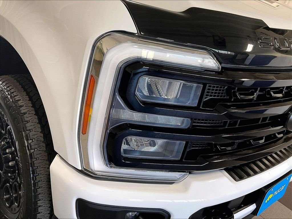 Used 2023 Ford F350 Lariat w/ Lariat Ultimate Package AWD/4WD image 33