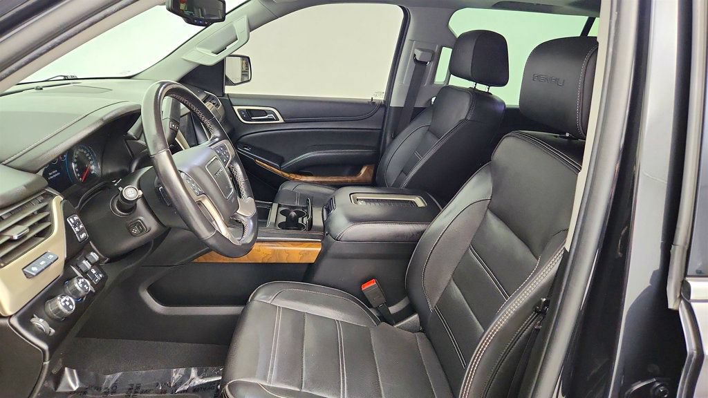 Used 2020 GMC Yukon XL Denali w/ Denali Ultimate Package AWD/4WD image 22