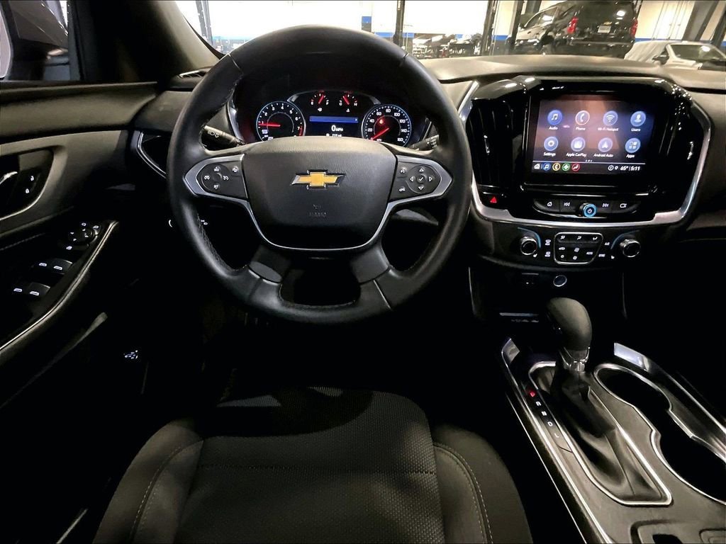 Used 2023 Chevrolet Traverse LT AWD/4WD image 18
