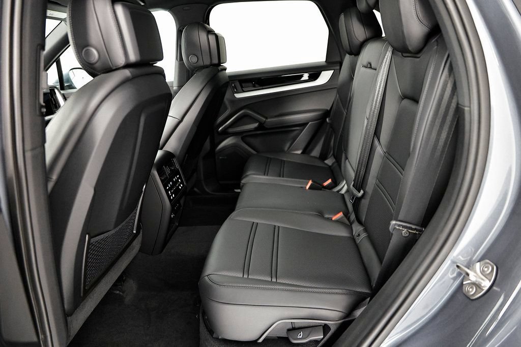 New 2026 Porsche Cayenne AWD/4WD image 26